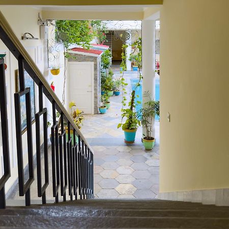 Da Bungalow - A Vacation Abode Агра Экстерьер фото
