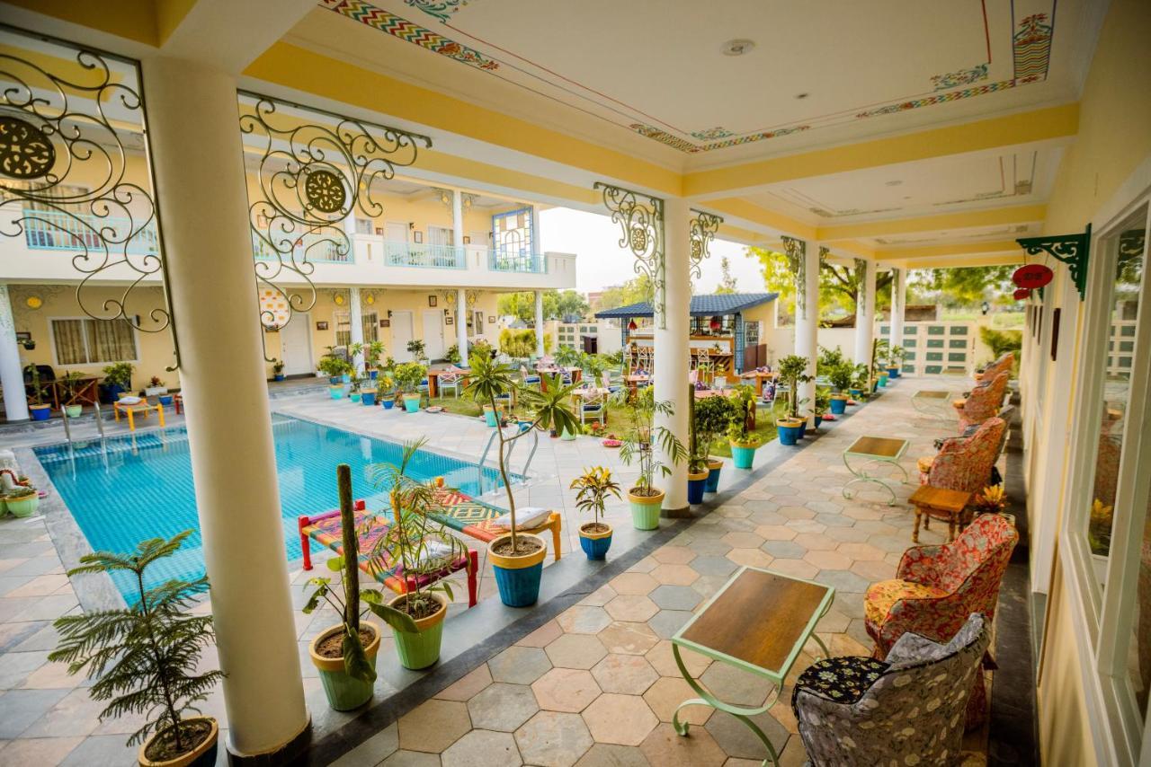Da Bungalow - A Vacation Abode Агра Экстерьер фото