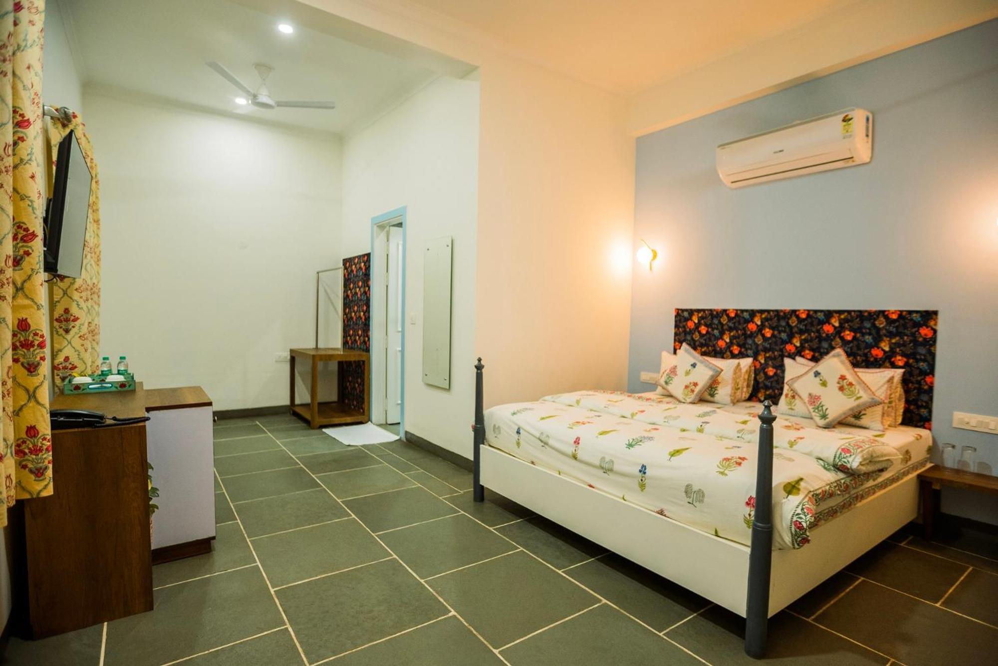 Da Bungalow - A Vacation Abode Агра Экстерьер фото