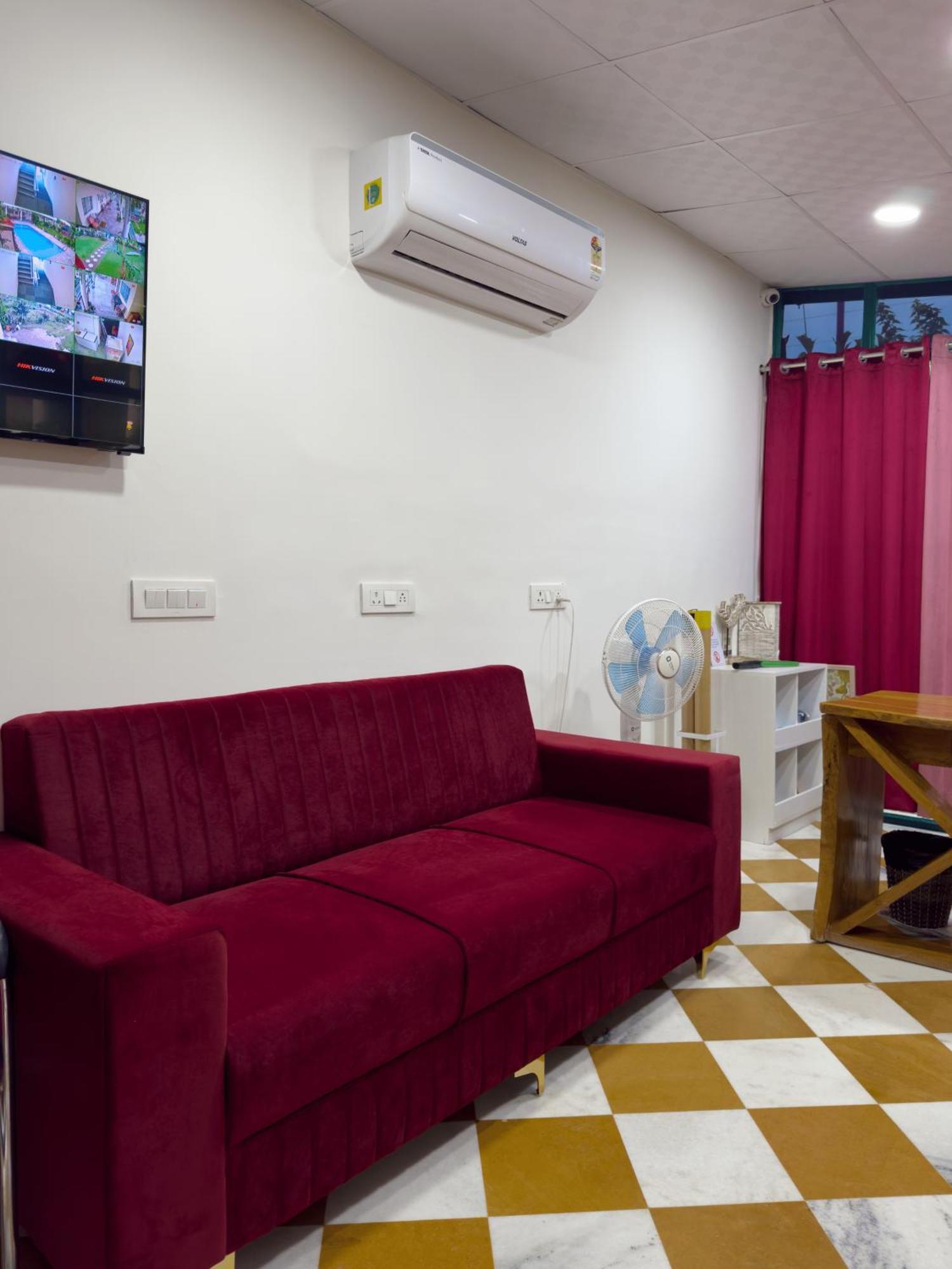 Da Bungalow - A Vacation Abode Агра Экстерьер фото